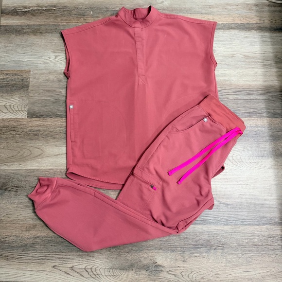 Figs Other - Figs Women's Rose Track Pants and Top Set